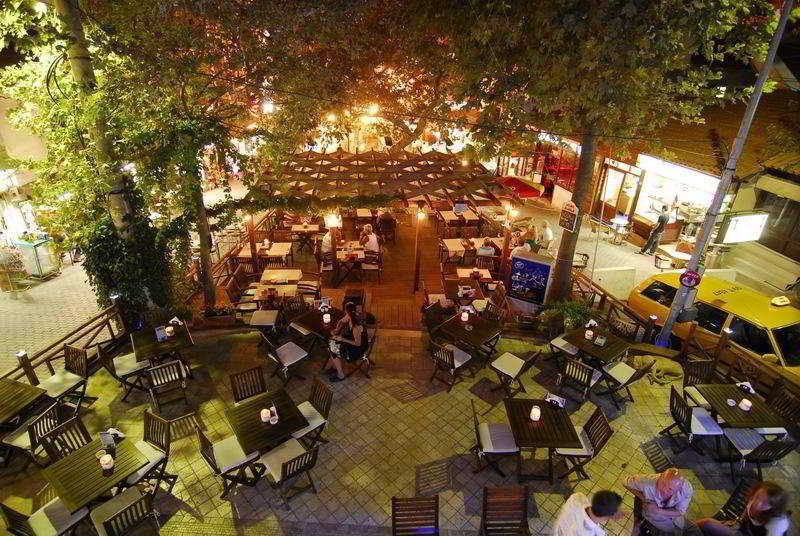 Akdeniz Apart Hotel Kuşadası Dış mekan fotoğraf